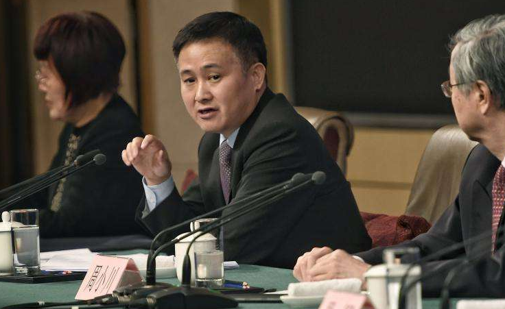 华尔街：纽市盘前：日元黄金双双跳水！新冠疫苗研发再获突破！美油暴涨超4%，另有一大利多